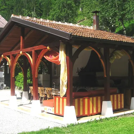 Semesterbostad Pri Macku