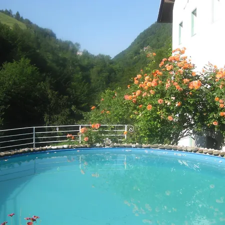 Semesterbostad Pri Macku Tolmin